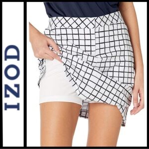 Izod Women's Black and White Grid Mini Skirt